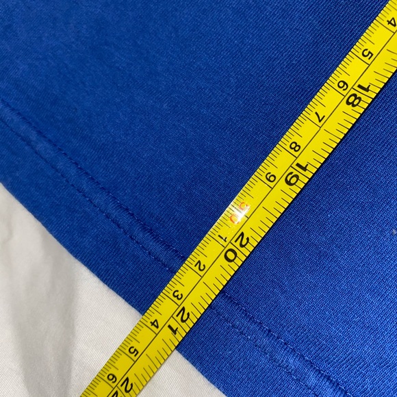 VTG 1990s Blue Rain Forest Cafe Graphic Tee 🐘 - Picture 6 of 6